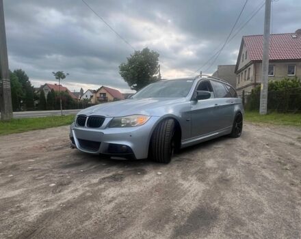 Серый БМВ 3 Серия, объемом двигателя 2 л и пробегом 280 тыс. км за 5800 $, фото 1 на Automoto.ua