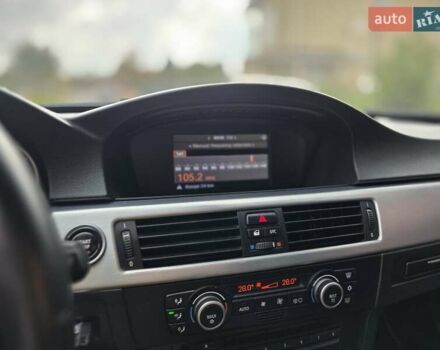 Серый БМВ 3 Серия, объемом двигателя 2 л и пробегом 300 тыс. км за 8500 $, фото 1 на Automoto.ua