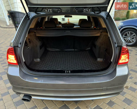 Серый БМВ 3 Серия, объемом двигателя 2 л и пробегом 286 тыс. км за 9200 $, фото 50 на Automoto.ua