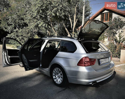 Серый БМВ 3 Серия, объемом двигателя 2 л и пробегом 200 тыс. км за 7999 $, фото 8 на Automoto.ua