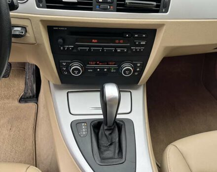 Серый БМВ 3 Серия, объемом двигателя 2 л и пробегом 273 тыс. км за 8900 $, фото 12 на Automoto.ua