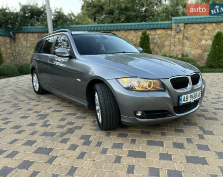 Серый БМВ 3 Серия, объемом двигателя 2 л и пробегом 286 тыс. км за 9200 $, фото 2 на Automoto.ua