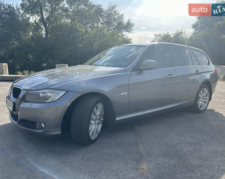 Сірий БМВ 3 Серія, об'ємом двигуна 2 л та пробігом 316 тис. км за 11500 $, фото 2 на Automoto.ua