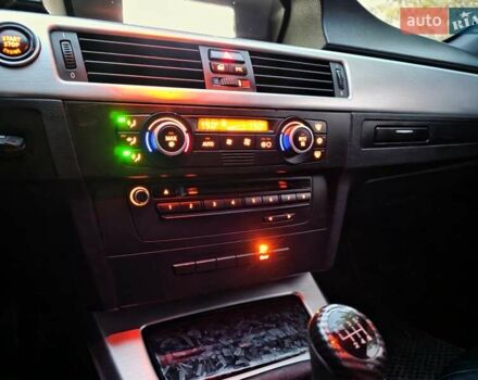 Серый БМВ 3 Серия, объемом двигателя 2 л и пробегом 300 тыс. км за 8500 $, фото 27 на Automoto.ua