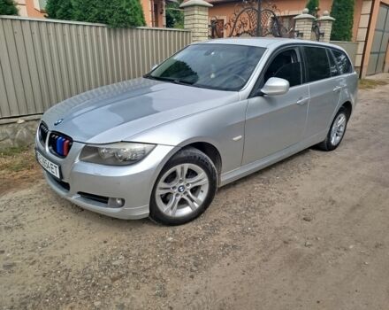Серый БМВ 3 Серия, объемом двигателя 2 л и пробегом 323 тыс. км за 7550 $, фото 2 на Automoto.ua