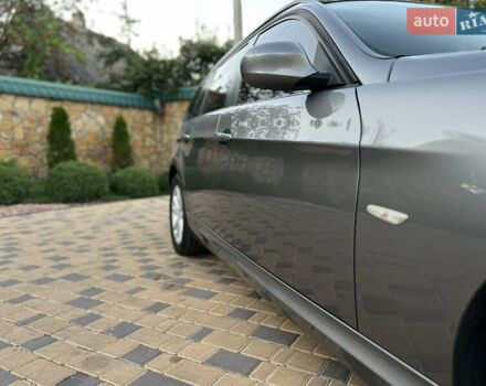 Серый БМВ 3 Серия, объемом двигателя 2 л и пробегом 286 тыс. км за 9200 $, фото 12 на Automoto.ua