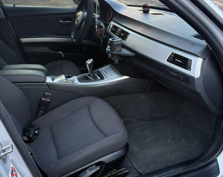 Сірий БМВ 3 Серія, об'ємом двигуна 2 л та пробігом 179 тис. км за 9200 $, фото 5 на Automoto.ua