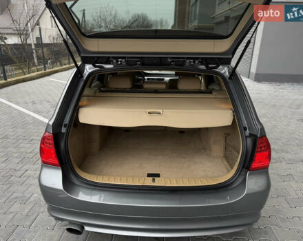 Серый БМВ 3 Серия, объемом двигателя 2 л и пробегом 273 тыс. км за 8199 $, фото 24 на Automoto.ua