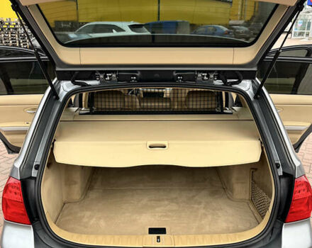 Серый БМВ 3 Серия, объемом двигателя 2 л и пробегом 273 тыс. км за 8900 $, фото 20 на Automoto.ua