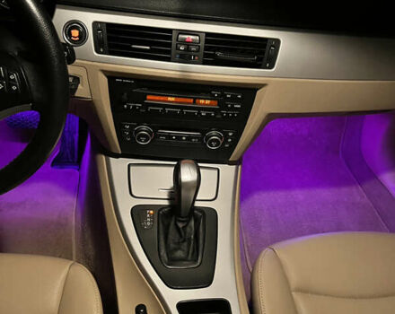 Серый БМВ 3 Серия, объемом двигателя 2 л и пробегом 273 тыс. км за 8900 $, фото 26 на Automoto.ua