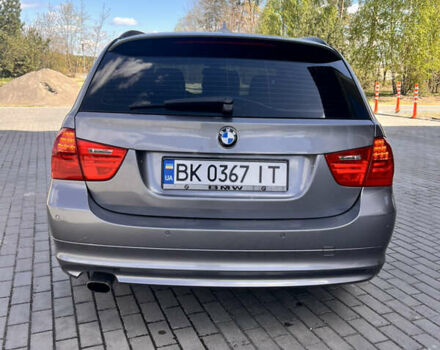 Серый БМВ 3 Серия, объемом двигателя 2 л и пробегом 309 тыс. км за 9300 $, фото 14 на Automoto.ua