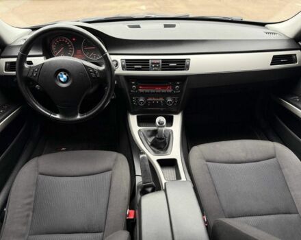 Сірий БМВ 3 Серія, об'ємом двигуна 2 л та пробігом 271 тис. км за 8300 $, фото 11 на Automoto.ua