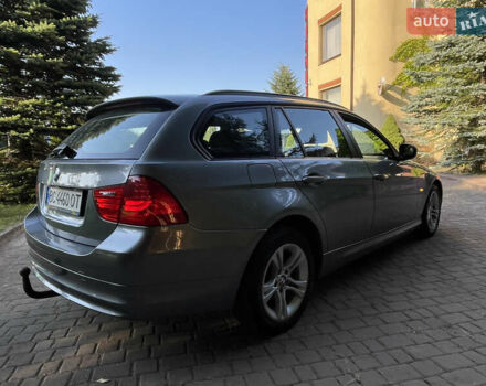 Серый БМВ 3 Серия, объемом двигателя 2 л и пробегом 327 тыс. км за 7600 $, фото 13 на Automoto.ua