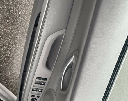 Серый БМВ 3 Серия, объемом двигателя 3 л и пробегом 131 тыс. км за 9500 $, фото 8 на Automoto.ua