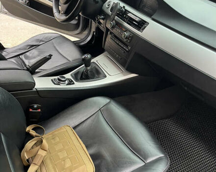 Сірий БМВ 3 Серія, об'ємом двигуна 2 л та пробігом 300 тис. км за 8300 $, фото 19 на Automoto.ua