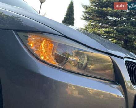 Серый БМВ 3 Серия, объемом двигателя 2 л и пробегом 327 тыс. км за 7600 $, фото 10 на Automoto.ua