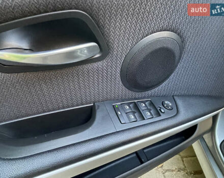 Серый БМВ 3 Серия, объемом двигателя 2 л и пробегом 327 тыс. км за 7600 $, фото 26 на Automoto.ua