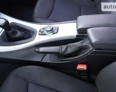 Серый БМВ 3 Серия, объемом двигателя 2 л и пробегом 285 тыс. км за 8500 $, фото 35 на Automoto.ua