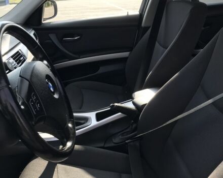 Серый БМВ 3 Серия, объемом двигателя 2 л и пробегом 299 тыс. км за 7499 $, фото 10 на Automoto.ua