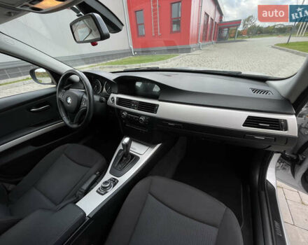 Серый БМВ 3 Серия, объемом двигателя 2 л и пробегом 225 тыс. км за 8650 $, фото 72 на Automoto.ua