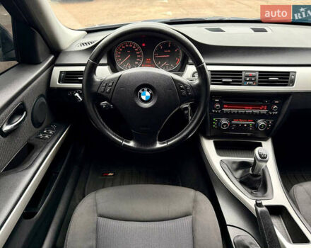 Сірий БМВ 3 Серія, об'ємом двигуна 2 л та пробігом 271 тис. км за 8300 $, фото 21 на Automoto.ua