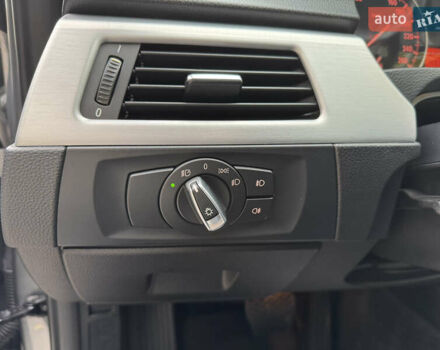 Сірий БМВ 3 Серія, об'ємом двигуна 2 л та пробігом 226 тис. км за 9999 $, фото 16 на Automoto.ua