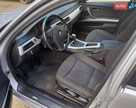 БМВ 3 Серия 2010 в Полтаве на Automoto.ua Серый БМВ 3 Серия, объемом двигателя 2 л и пробегом 269 тыс. км за 7800 $, фото 3 на Automoto.ua
