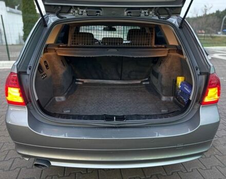 Сірий БМВ 3 Серія, об'ємом двигуна 2 л та пробігом 271 тис. км за 8300 $, фото 10 на Automoto.ua