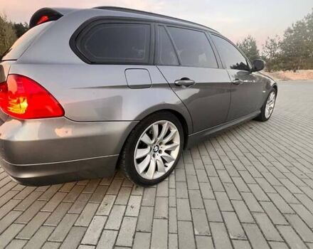 Серый БМВ 3 Серия, объемом двигателя 2 л и пробегом 309 тыс. км за 9400 $, фото 1 на Automoto.ua