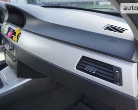 Серый БМВ 3 Серия, объемом двигателя 2 л и пробегом 285 тыс. км за 8500 $, фото 27 на Automoto.ua