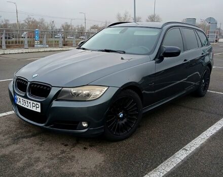 Серый БМВ 3 Серия, объемом двигателя 2 л и пробегом 319 тыс. км за 7500 $, фото 3 на Automoto.ua