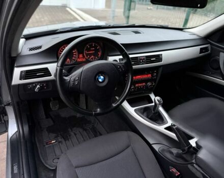 Сірий БМВ 3 Серія, об'ємом двигуна 2 л та пробігом 271 тис. км за 8300 $, фото 17 на Automoto.ua