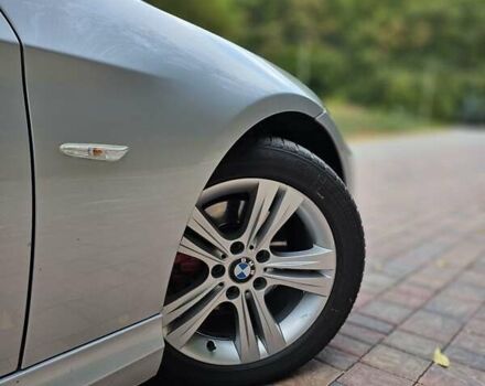 Серый БМВ 3 Серия, объемом двигателя 2 л и пробегом 232 тыс. км за 8000 $, фото 12 на Automoto.ua