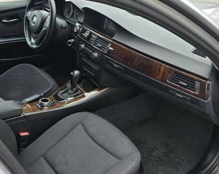 Серый БМВ 3 Серия, объемом двигателя 2 л и пробегом 310 тыс. км за 8599 $, фото 7 на Automoto.ua