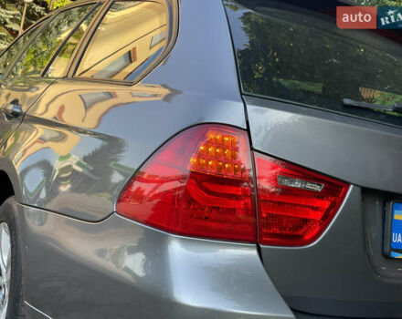 Серый БМВ 3 Серия, объемом двигателя 2 л и пробегом 327 тыс. км за 7600 $, фото 15 на Automoto.ua