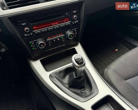 Сірий БМВ 3 Серія, об'ємом двигуна 2 л та пробігом 271 тис. км за 8300 $, фото 25 на Automoto.ua