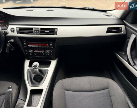 Сірий БМВ 3 Серія, об'ємом двигуна 2 л та пробігом 271 тис. км за 8300 $, фото 22 на Automoto.ua