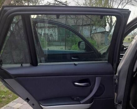 Серый БМВ 3 Серия, объемом двигателя 2 л и пробегом 373 тыс. км за 9500 $, фото 17 на Automoto.ua