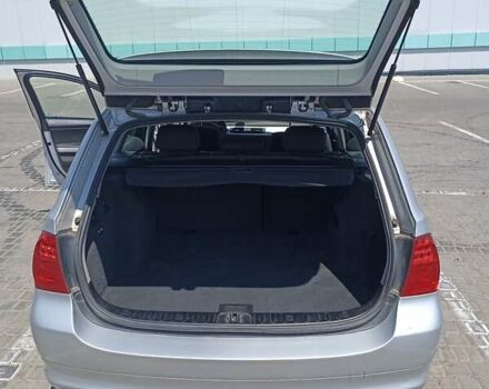 Сірий БМВ 3 Серія, об'ємом двигуна 2 л та пробігом 218 тис. км за 9999 $, фото 29 на Automoto.ua