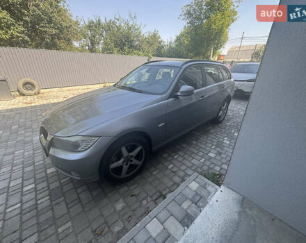 Сірий БМВ 3 Серія, об'ємом двигуна 2 л та пробігом 246 тис. км за 8000 $, фото 1 на Automoto.ua
