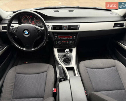 Сірий БМВ 3 Серія, об'ємом двигуна 2 л та пробігом 271 тис. км за 8300 $, фото 20 на Automoto.ua