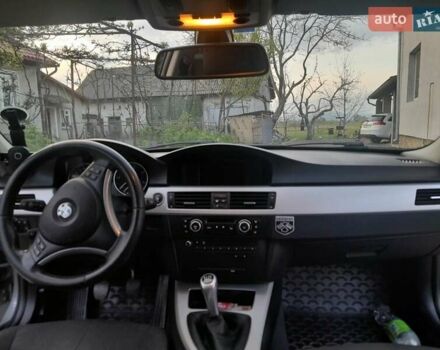 Серый БМВ 3 Серия, объемом двигателя 2 л и пробегом 373 тыс. км за 9500 $, фото 24 на Automoto.ua