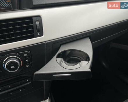 Серый БМВ 3 Серия, объемом двигателя 2 л и пробегом 225 тыс. км за 8650 $, фото 109 на Automoto.ua