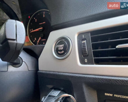 Серый БМВ 3 Серия, объемом двигателя 2 л и пробегом 327 тыс. км за 7600 $, фото 37 на Automoto.ua