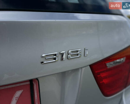 Серый БМВ 3 Серия, объемом двигателя 2 л и пробегом 225 тыс. км за 8650 $, фото 24 на Automoto.ua