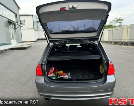 Серый БМВ 3 Серия, объемом двигателя 2 л и пробегом 220 тыс. км за 9800 $, фото 1 на Automoto.ua