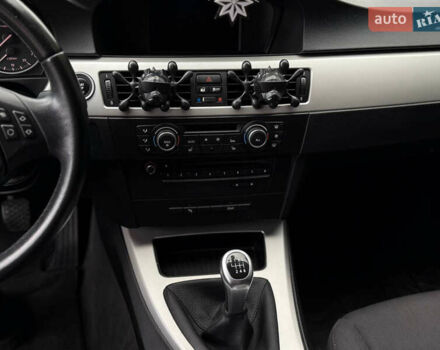 Серый БМВ 3 Серия, объемом двигателя 2 л и пробегом 226 тыс. км за 7799 $, фото 33 на Automoto.ua