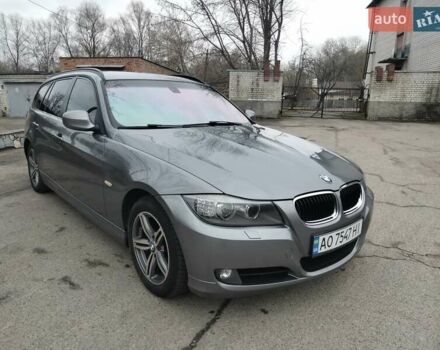 Серый БМВ 3 Серия, объемом двигателя 2 л и пробегом 252 тыс. км за 9550 $, фото 3 на Automoto.ua