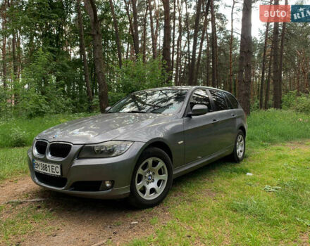 Серый БМВ 3 Серия, объемом двигателя 2 л и пробегом 315 тыс. км за 8000 $, фото 2 на Automoto.ua