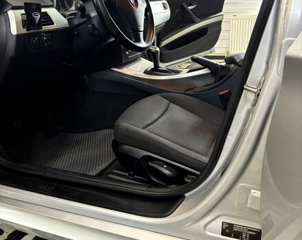 Серый БМВ 3 Серия, объемом двигателя 2 л и пробегом 284 тыс. км за 7999 $, фото 8 на Automoto.ua